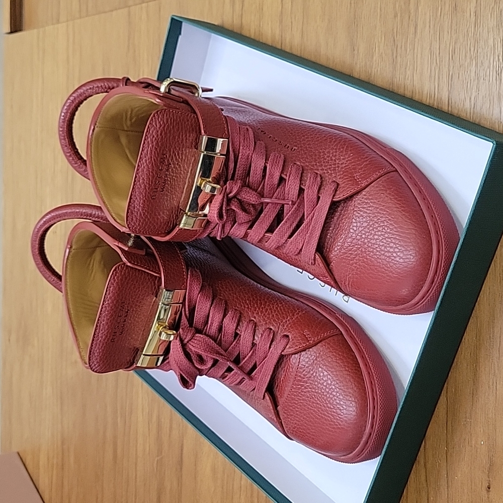 Used Men's Buscemi Red sneaker size 41